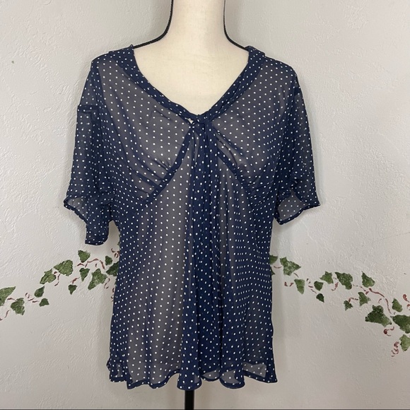 Jaclyn Smith 1X top - Picture 3 of 13